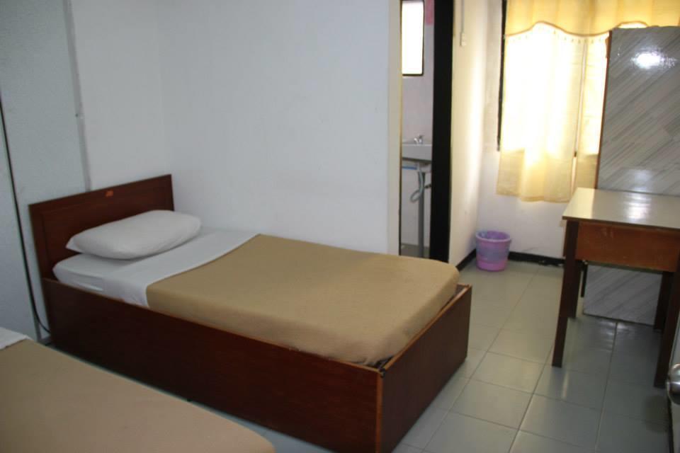 Rumah tetamu Twin Pines *